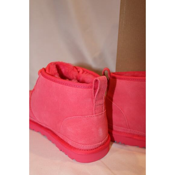 NIB UGG WOMEN'S NEUMEL CHUKKA SUEDE SHEARLING LINED ANKLE BOOTS PGW PINK SZ 8 - Picture 6 of 7